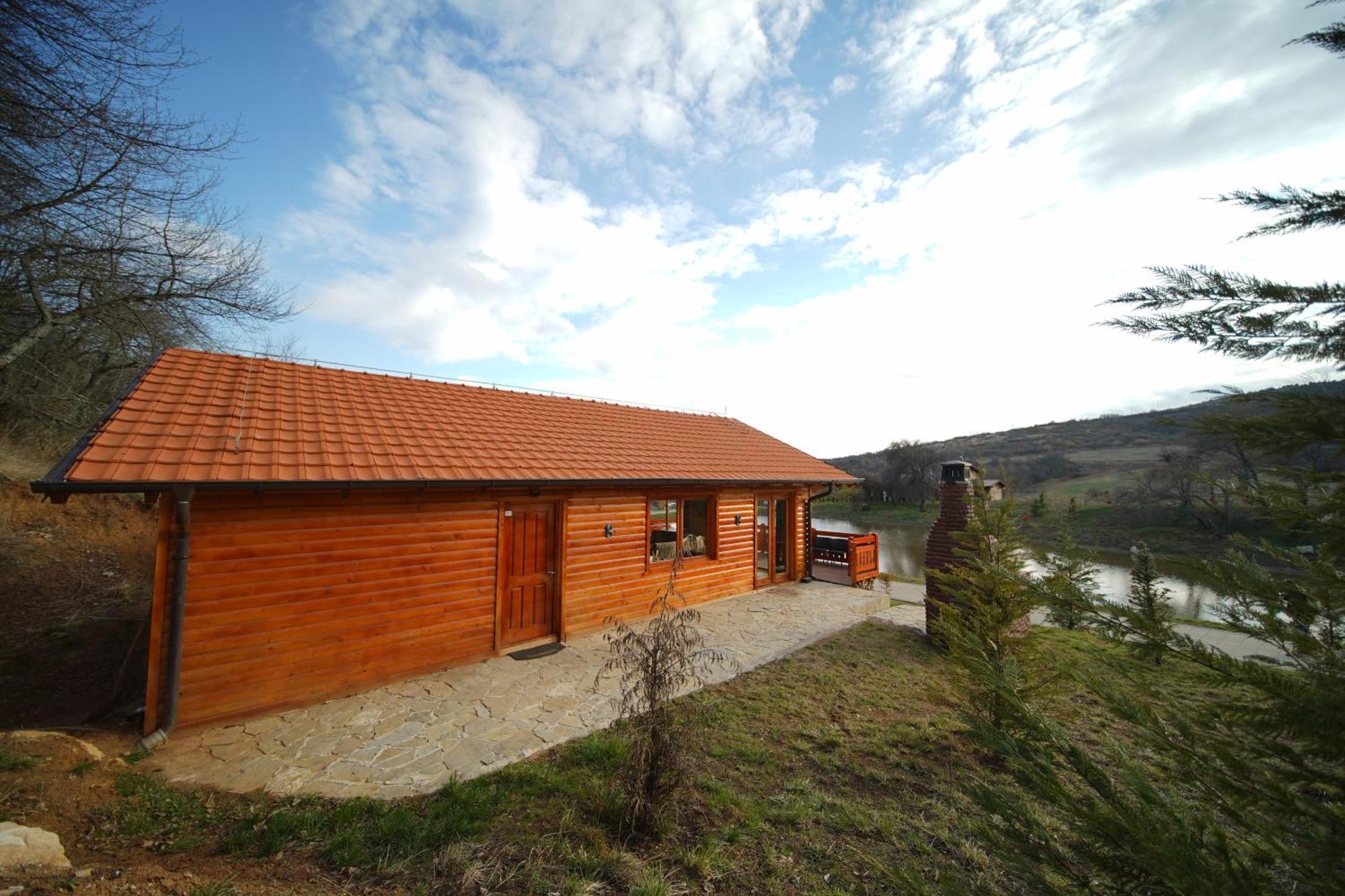 Bioland Villa'S Novoberdo Exterior photo